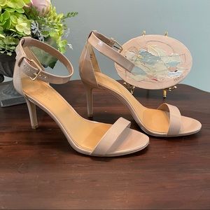 J Crew Nude Patent heels